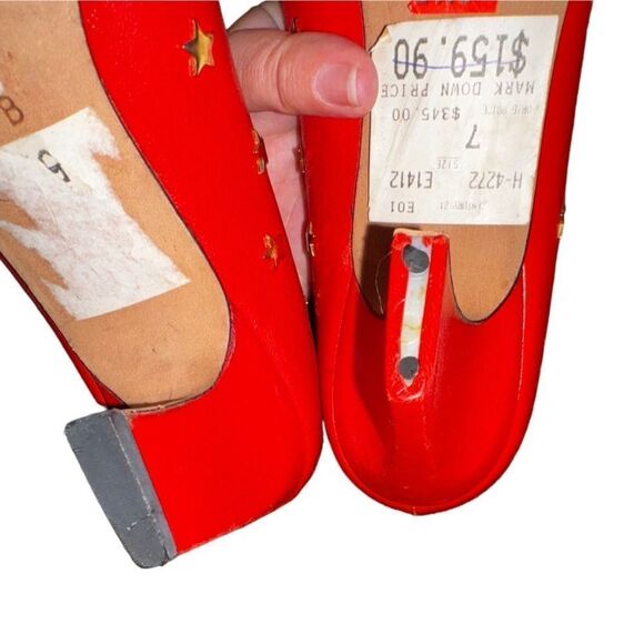 Vintage ESCADA Pump Heels w/ Red + Gold Stars  - Size 7 (Flaw) - Picture 7 of 8